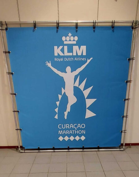 Beursbanner voor KLM, Curaçao Marathon